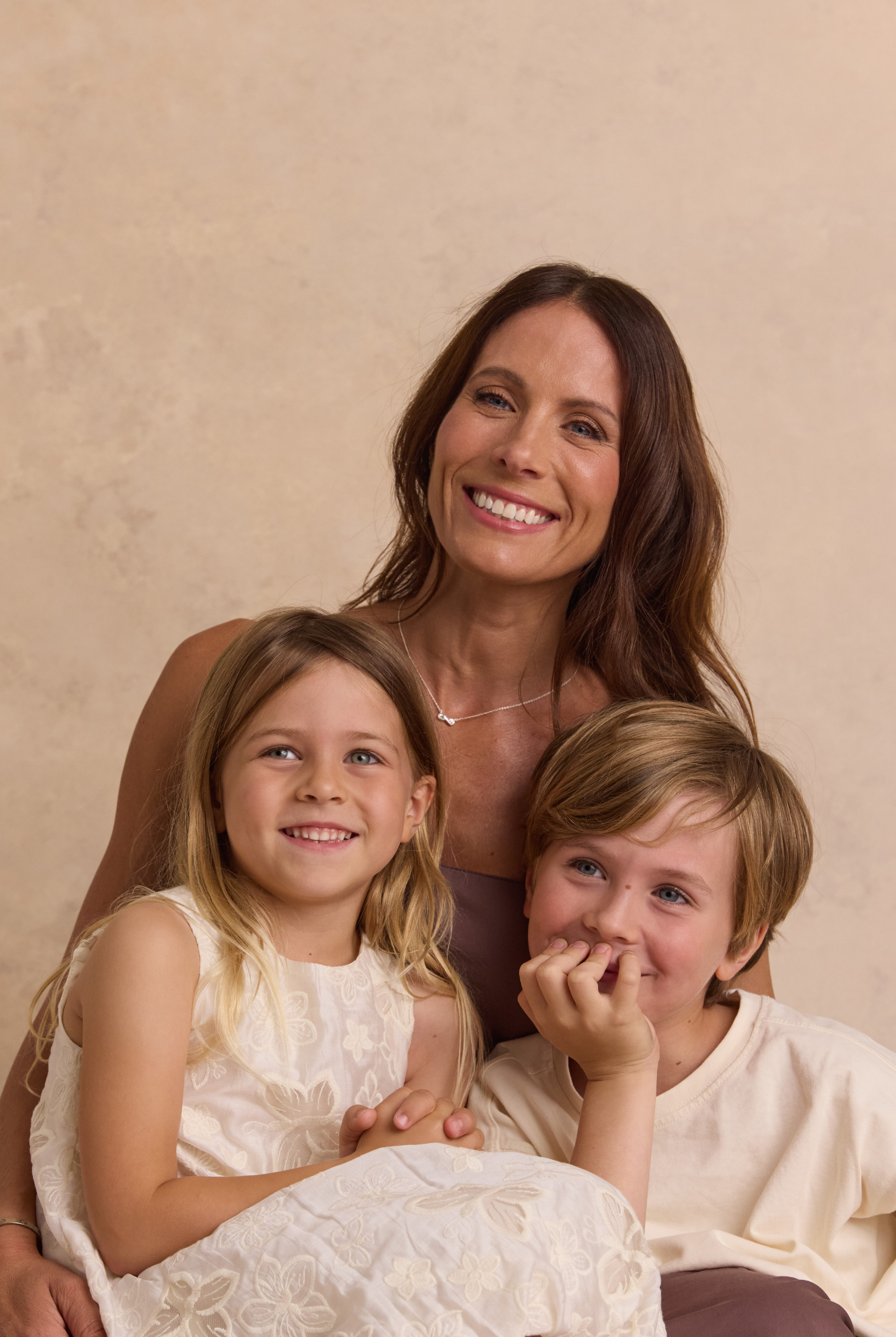 Motherhood Diaries - Alisha de Graaf