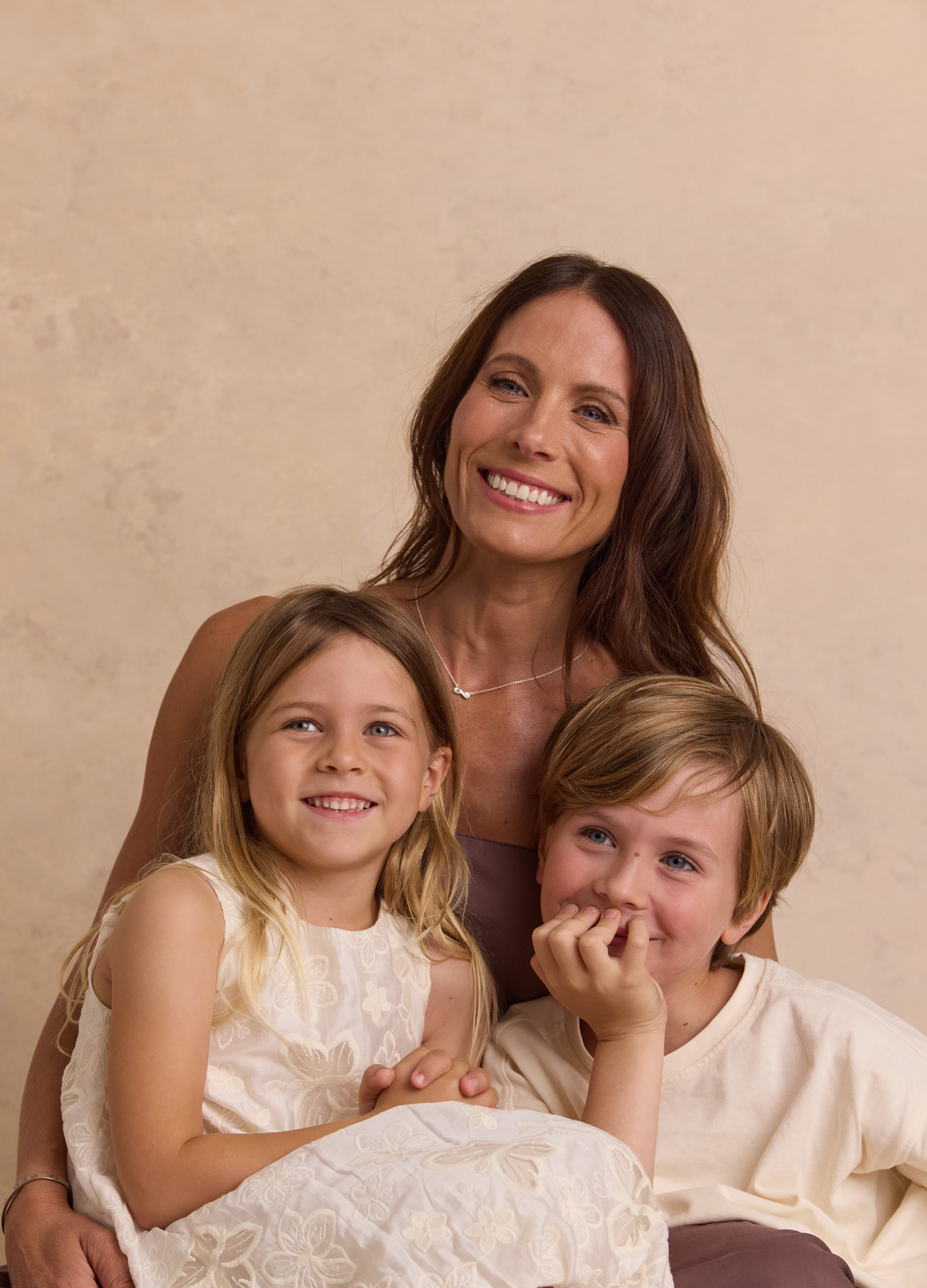 Motherhood Diaries - Alisha de Graaf