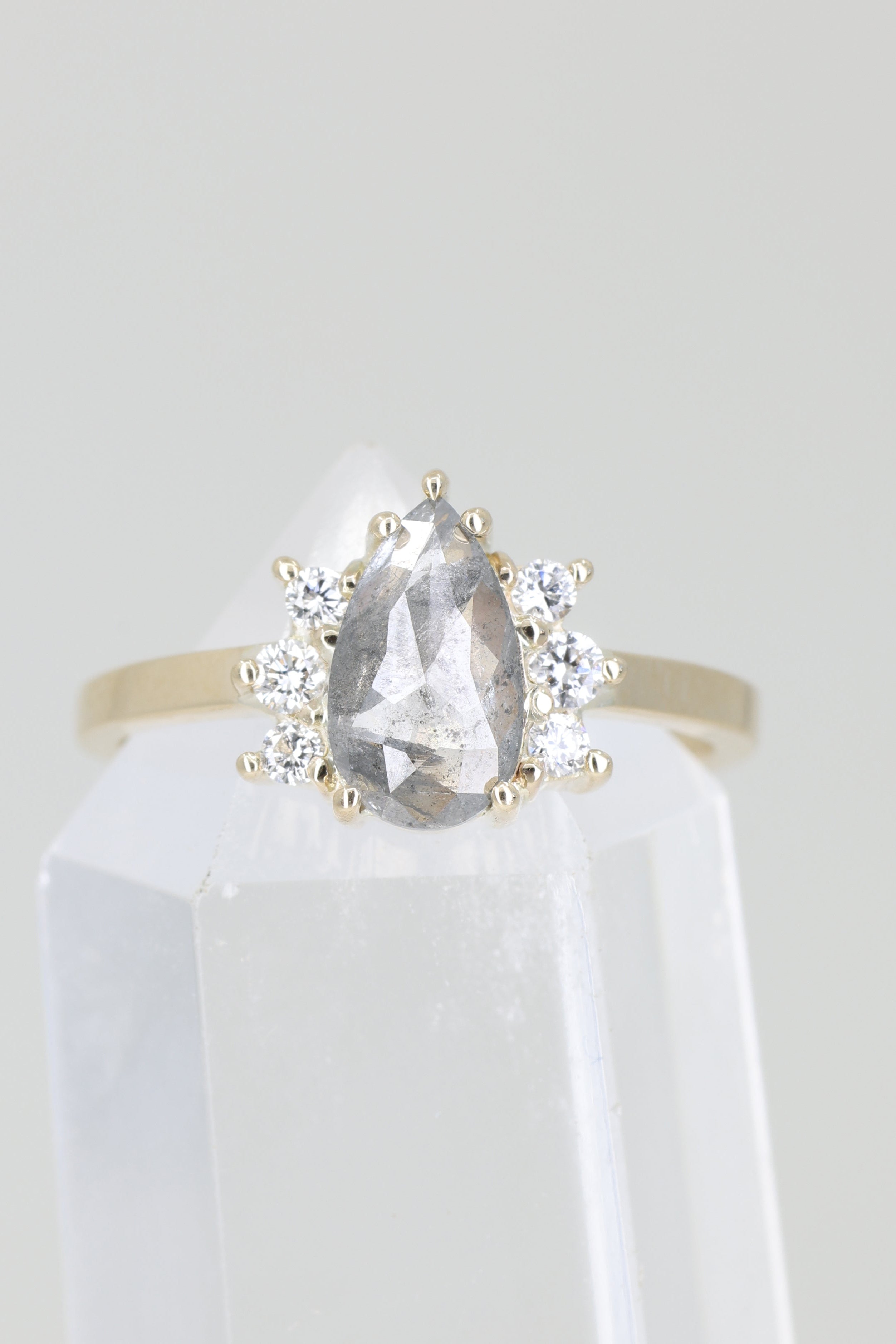 14k Yellow Gold Celestial 1.22ct Grey Diamond Band