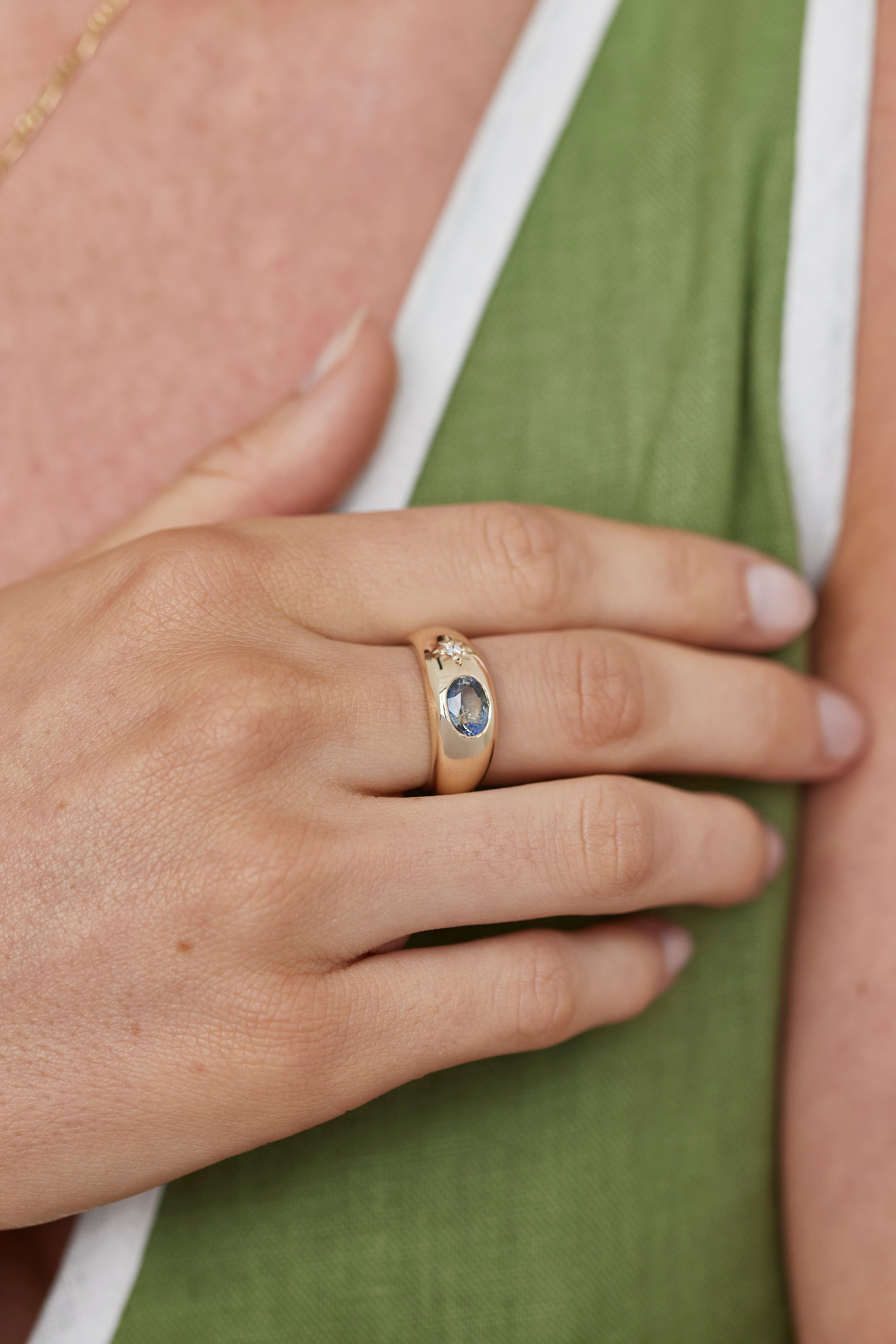 14K Yellow Gold Aster Gypsy Band