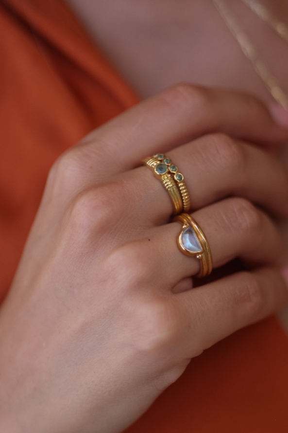 Rana Apatite Gold Ring