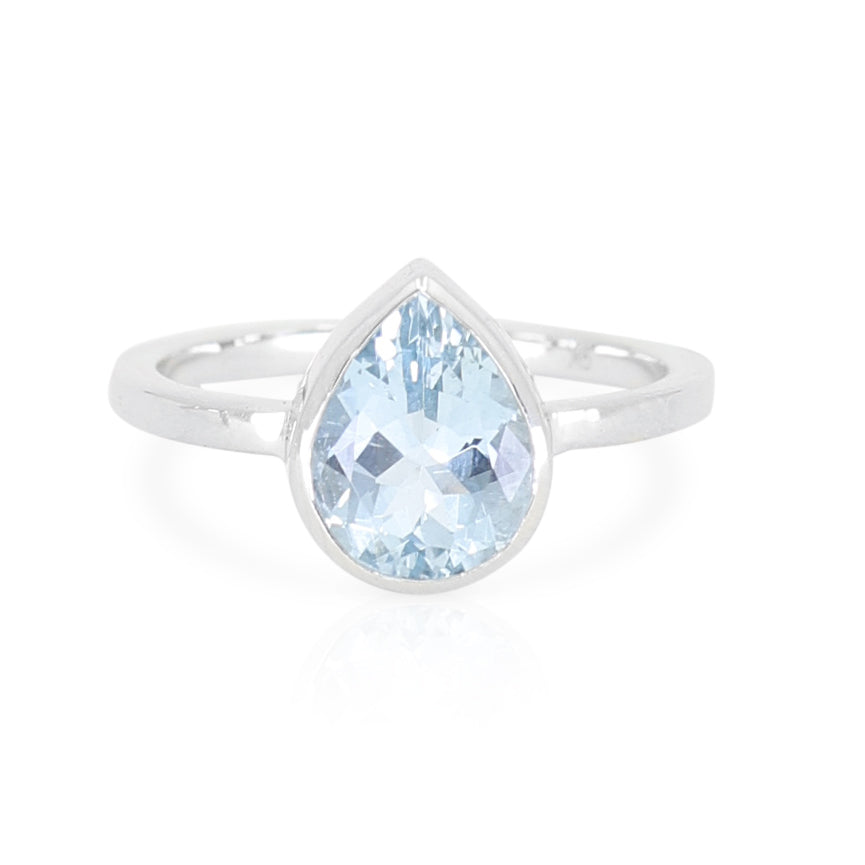 9K White Gold Aquamarine Band