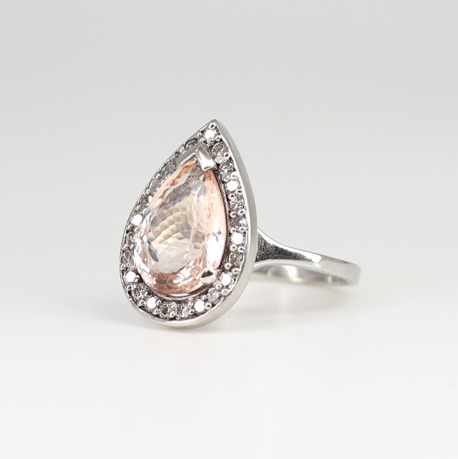 One of a kind Morganite and White Diamond Ring - White Gold