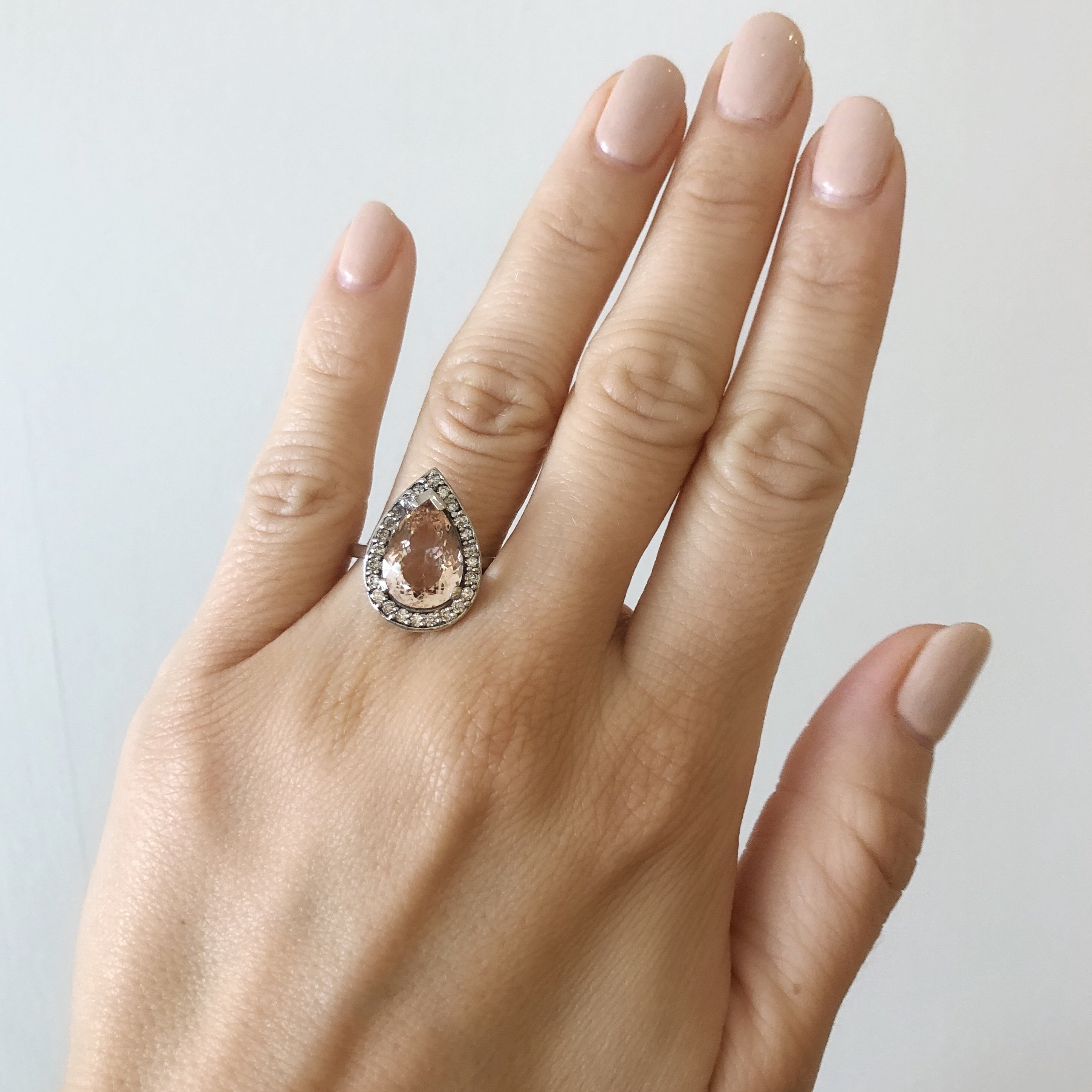 One of a kind Morganite and White Diamond Ring - White Gold